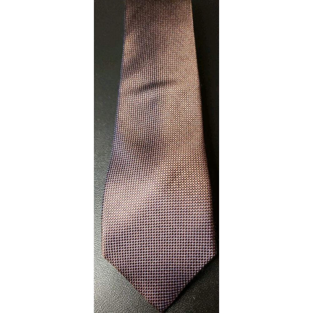 Club Room Red Scales All Silk Tie